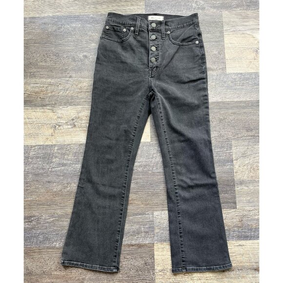 Madewell Cali Demi-Boot Jeans in Bellspring Wash: Button-Front Edition 28 - Picture 3 of 9